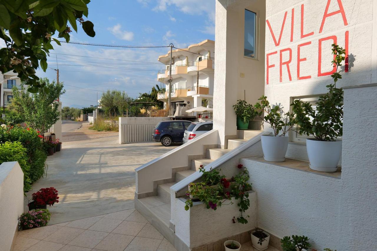 Vila Fredi クサミル エクステリア 写真